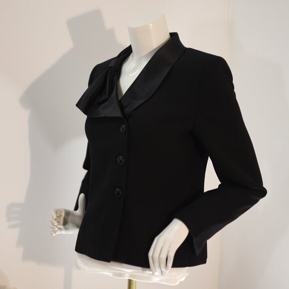 Le Suit Woman Black Jacket Satin Bow Collar V-Neck Buttons Lined Size 8 - Picture 3 of 3